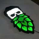 Luminoso em LED - Caveira Barba Lúpulo - Luminária de Parede - Display Bar - 25x50cm - Fonte Bivolt
