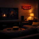 Luminoso em LED - Stranger Things Logo - Luminária de Parede - Decoração Gamer/Geek - 45x18cm - Fonte Bivolt