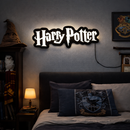 Luminoso em LED - Harry Potter Logo - Luminária de Parede - Hogwarts - Decoração Gamer/Geek - 55x18cm - Fonte Bivolt