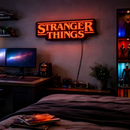 Luminoso em LED - Stranger Things Logo - Luminária de Parede - Decoração Gamer/Geek - 45x18cm - Fonte Bivolt